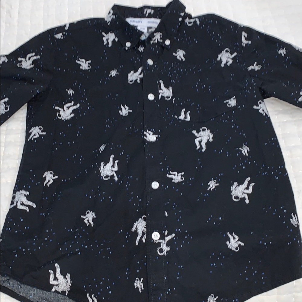 Old Navy Like New boys button up sz 10-12